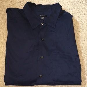 Van Heusen navy men’s dress shirt. 2XL
